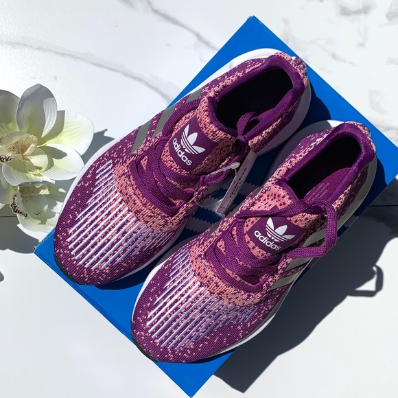 adidas | Swift Run W6 - Picture 2 of 9